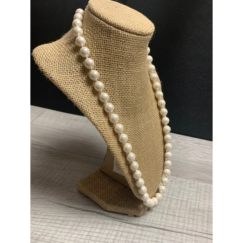 Vintage Faux Pearl Knotted Necklace Creamy White 24 Inch Gold Tone Clasp 4031